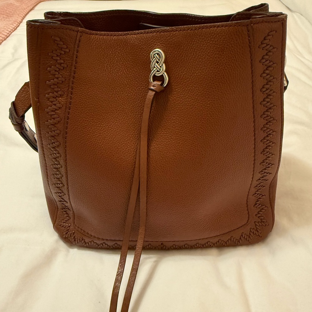 Brighton Georgia Convertible Hobo.   Like new condition.  Inside is clean.